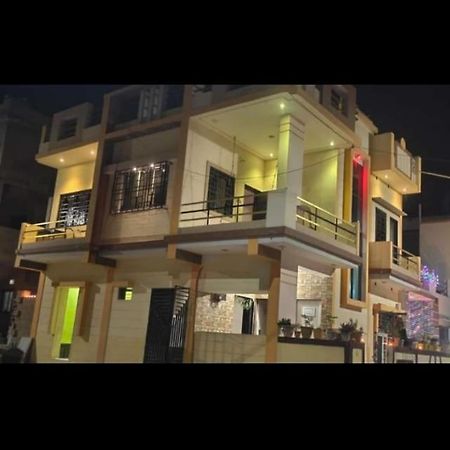 Dwarka Home Stay エクステリア 写真