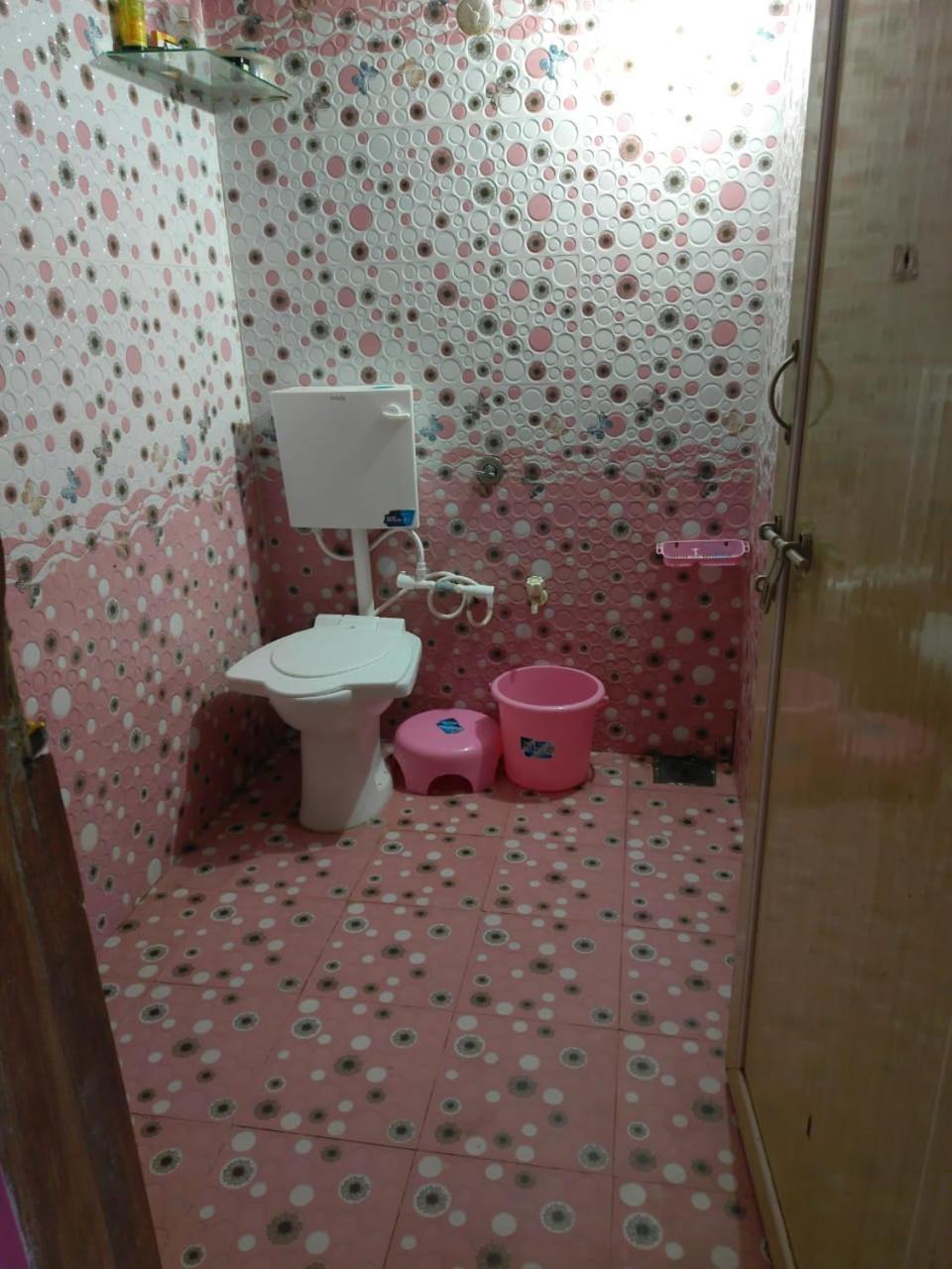 Dwarka Home Stay エクステリア 写真