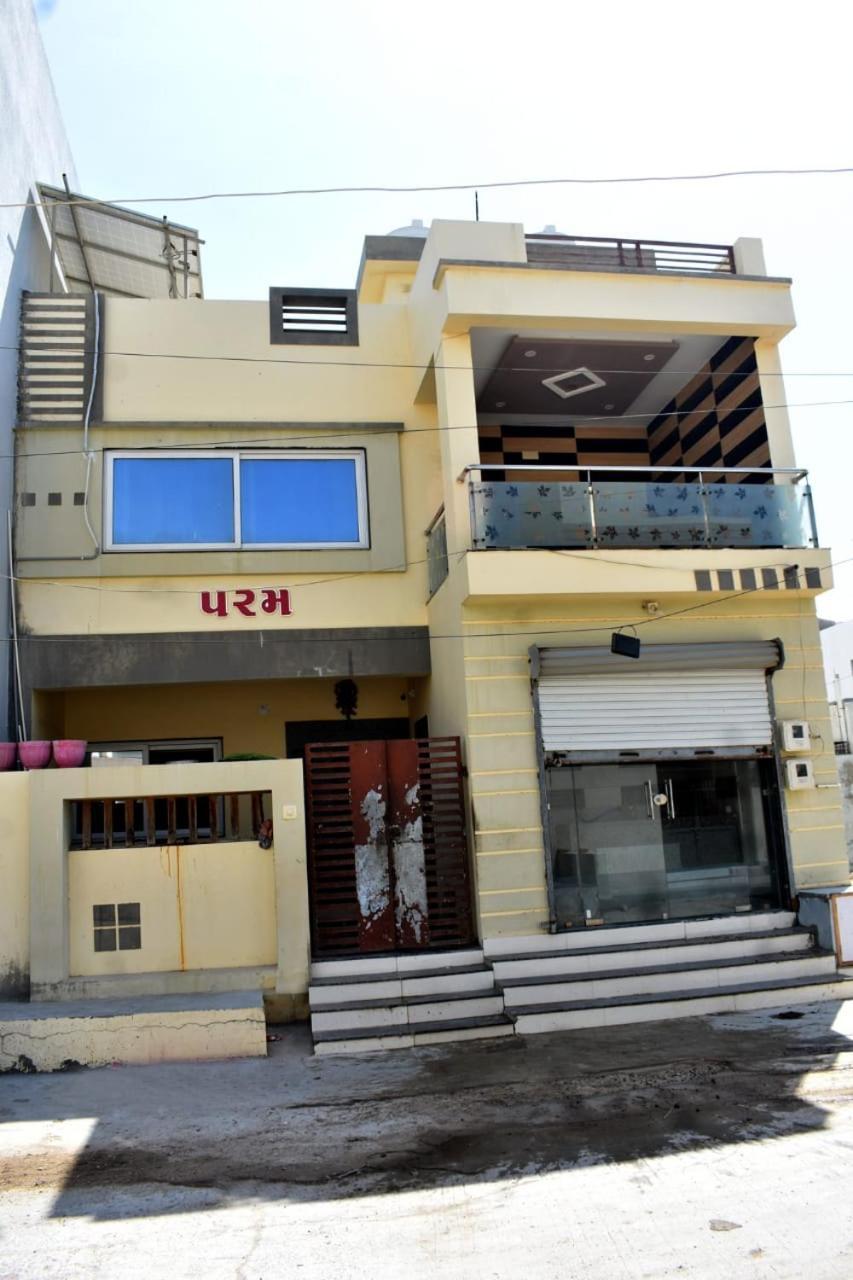Dwarka Home Stay エクステリア 写真