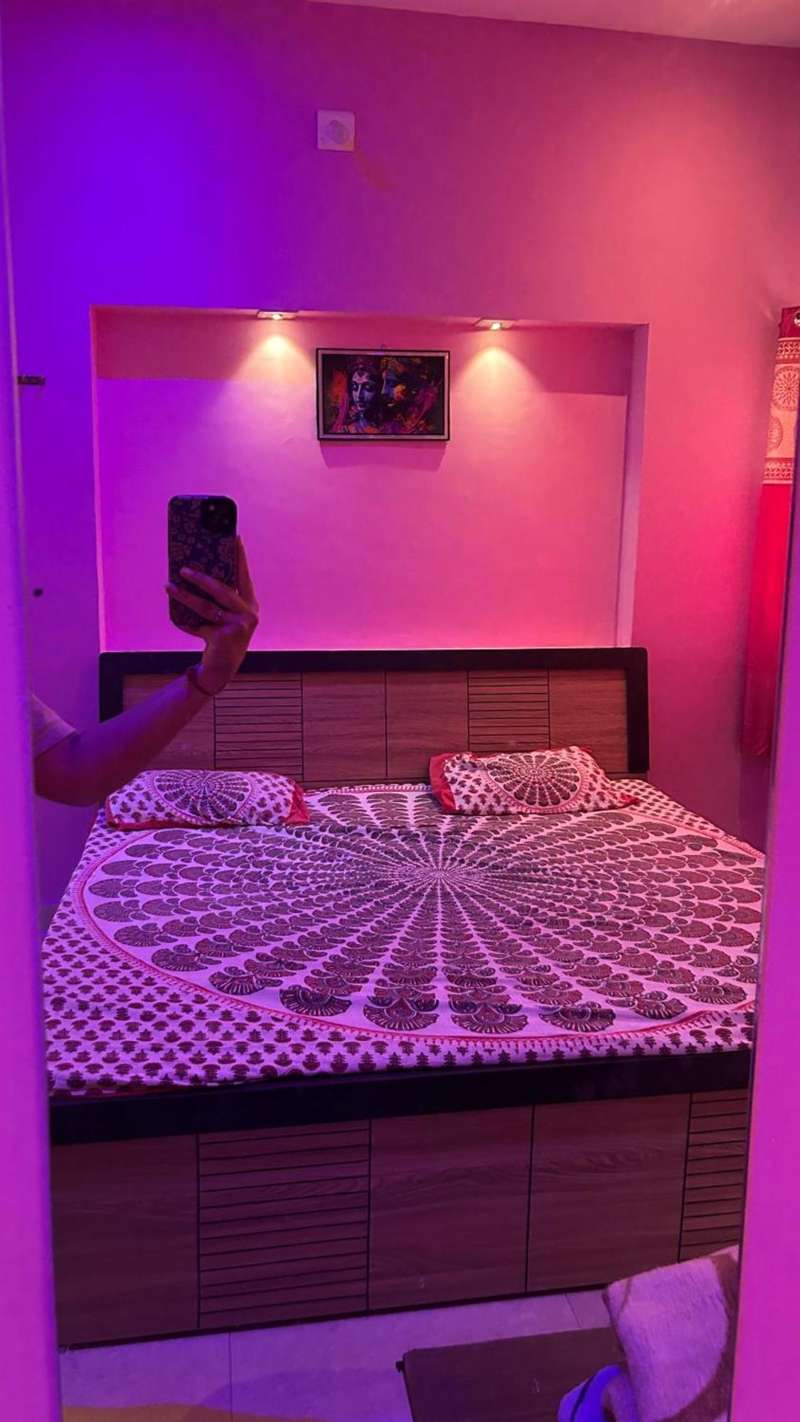 Dwarka Home Stay エクステリア 写真