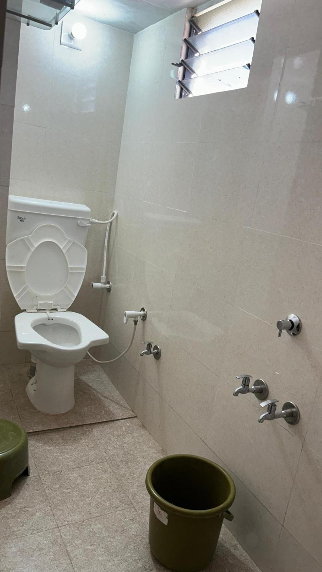 Dwarka Home Stay エクステリア 写真