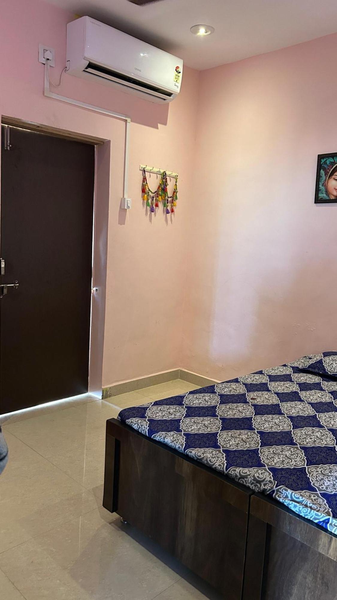 Dwarka Home Stay エクステリア 写真